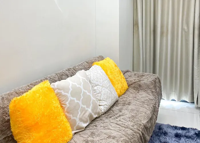 Oval Shore Residences 1br By Jbco